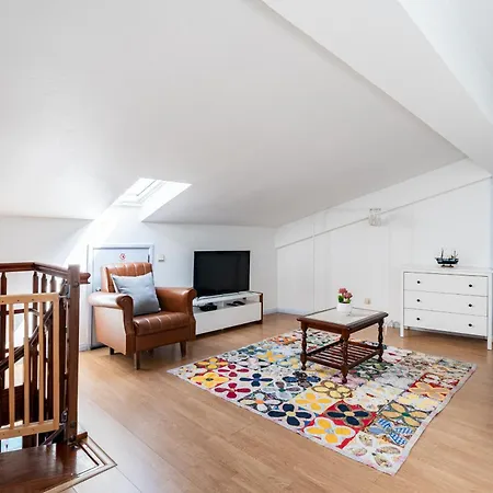Casal Ventoso Apartment